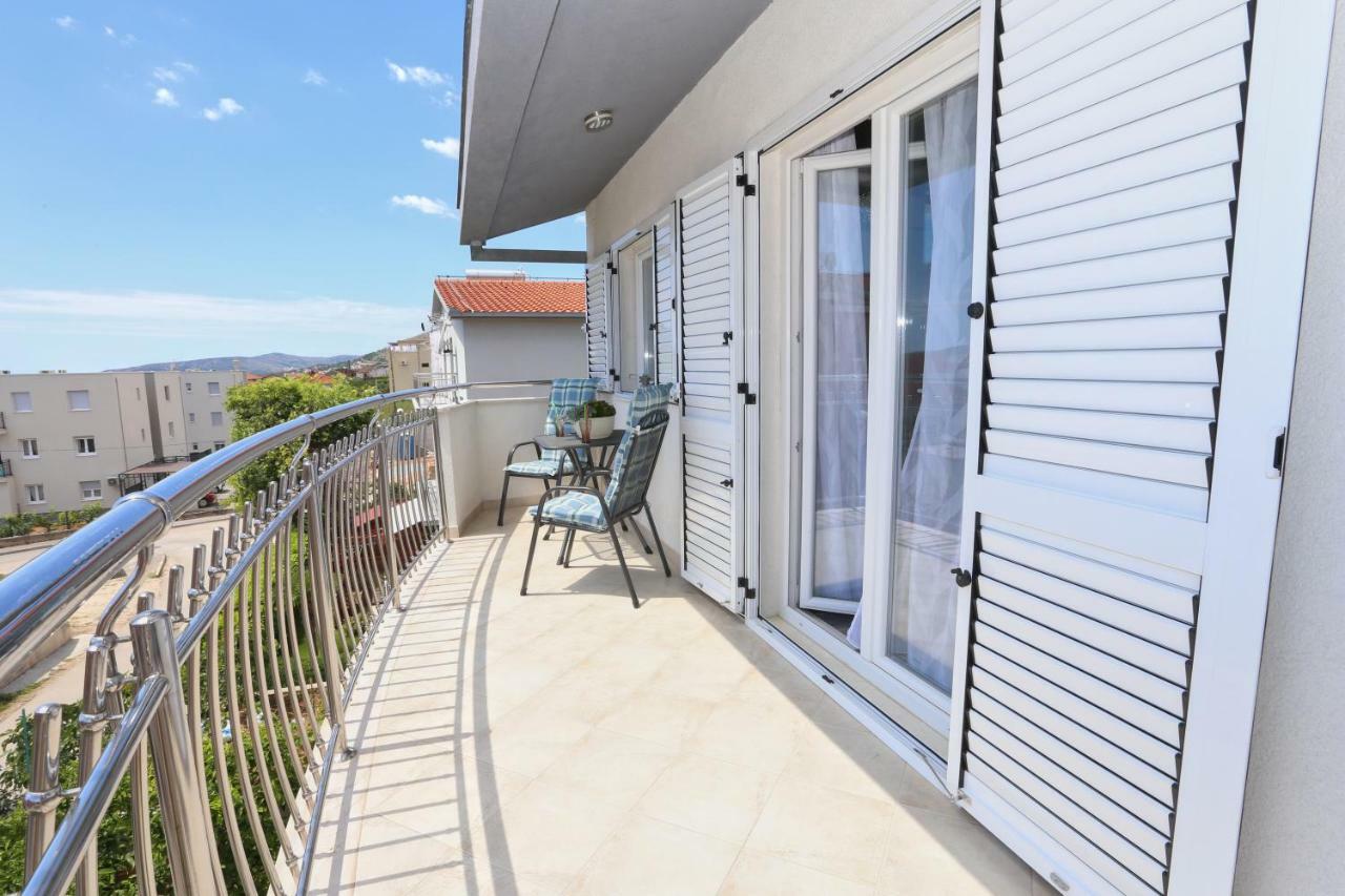 Apartman Kristian Trogir Bagian luar foto