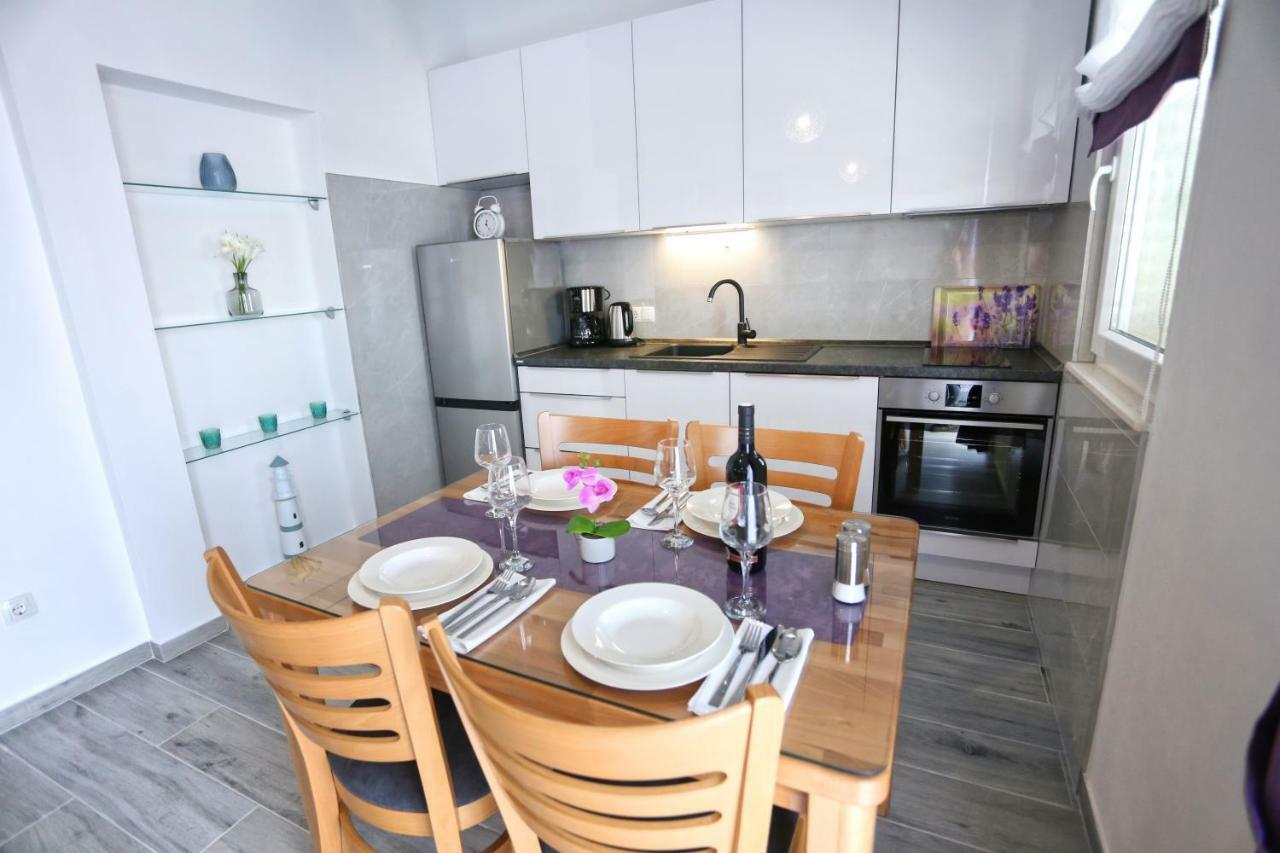 Apartman Kristian Trogir Bagian luar foto