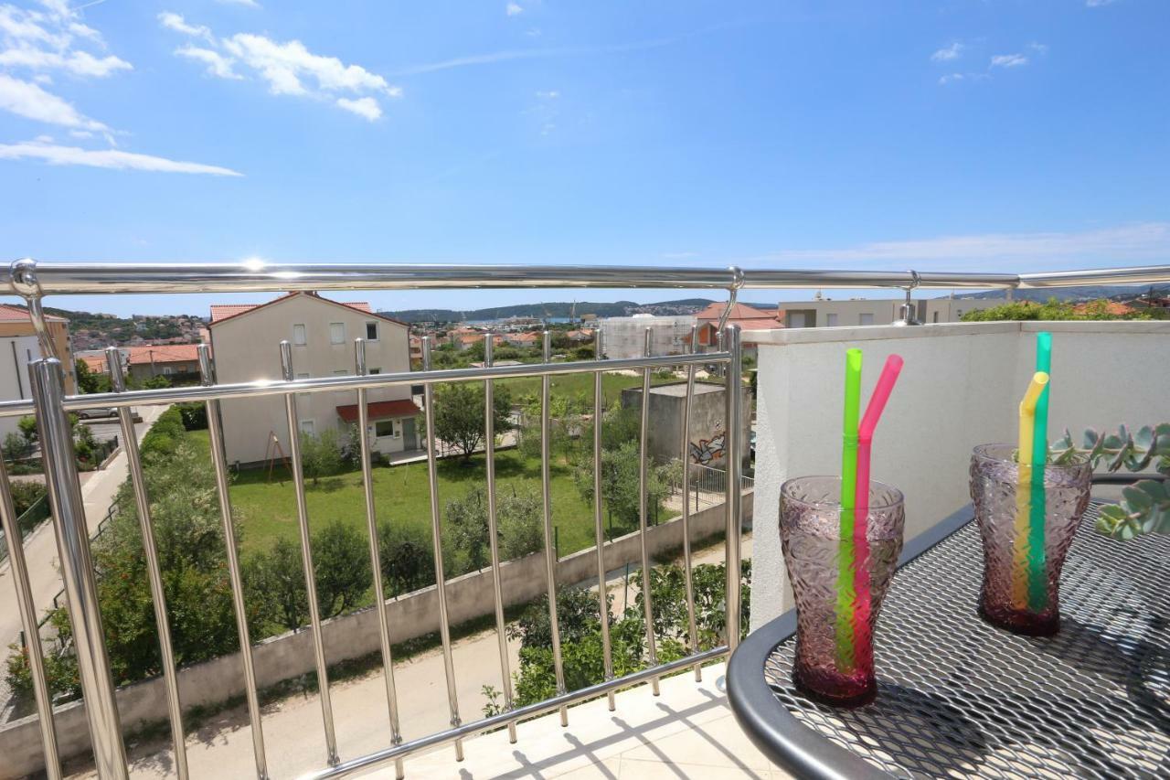 Apartman Kristian Trogir Bagian luar foto