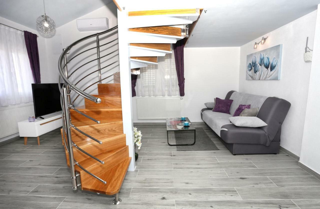 Apartman Kristian Trogir Bagian luar foto