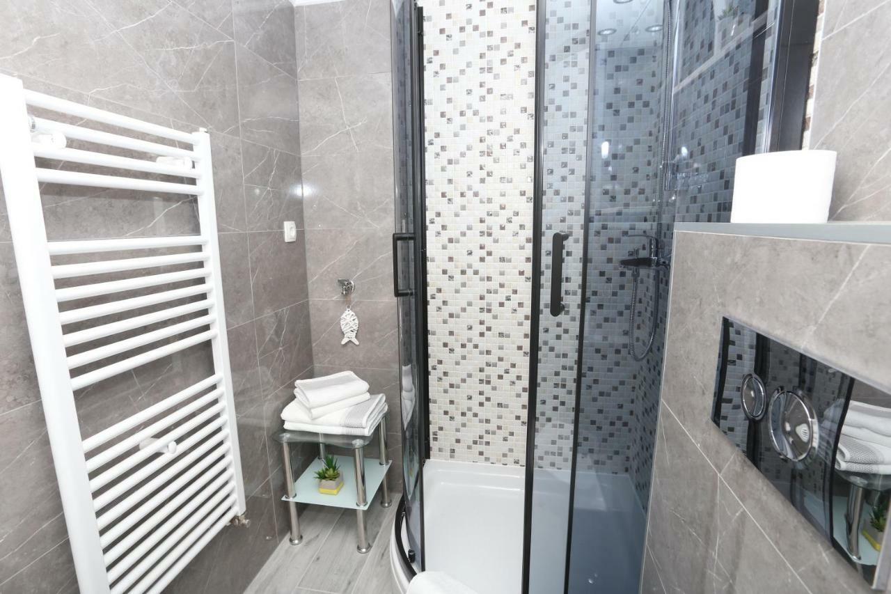 Apartman Kristian Trogir Bagian luar foto